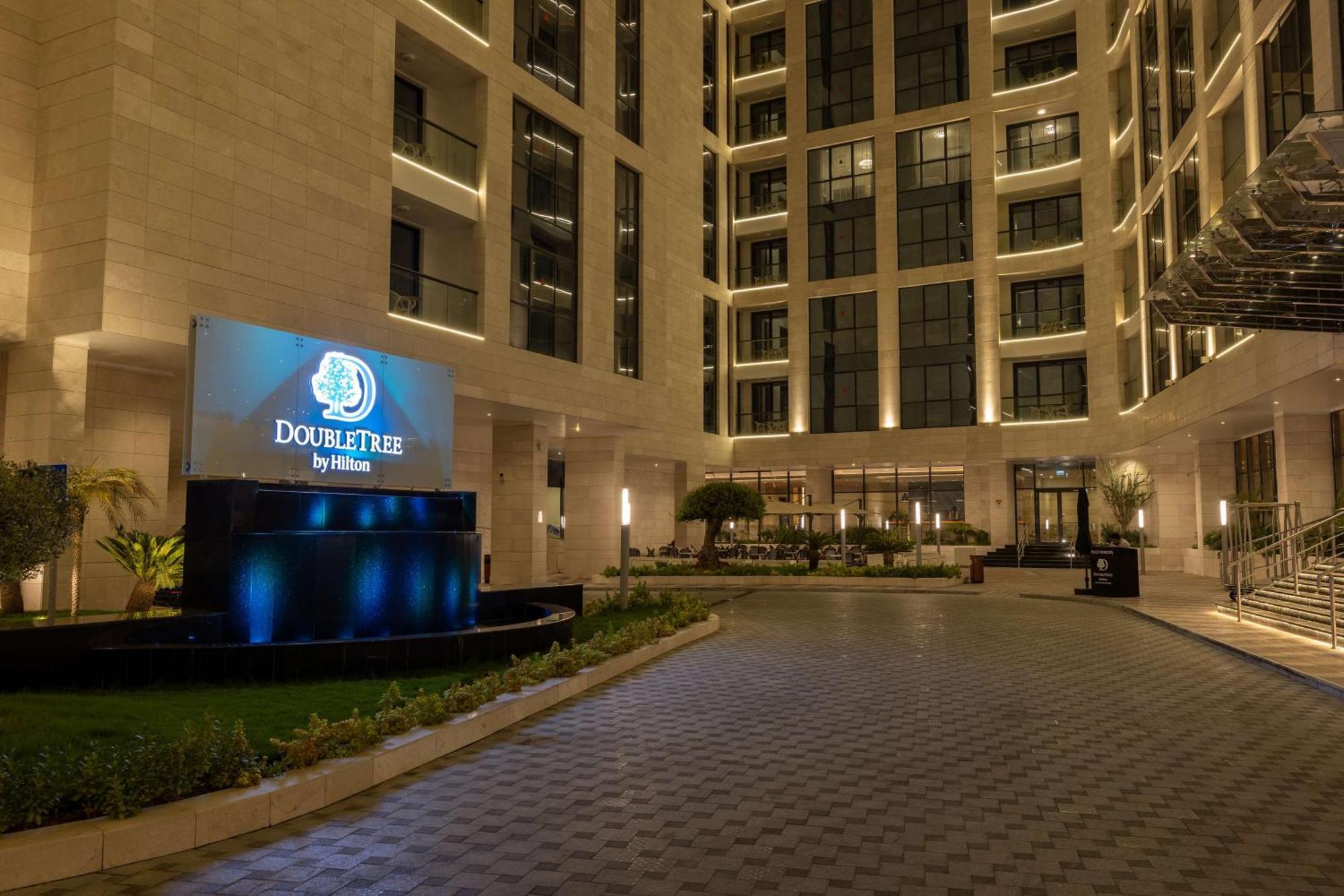 Doubletree By Hilton Doha Downtown酒店 外观 照片